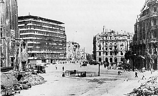 2──ポツダム広場、1945年