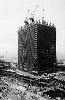 7──建設中の世界貿易センタービル、1973年